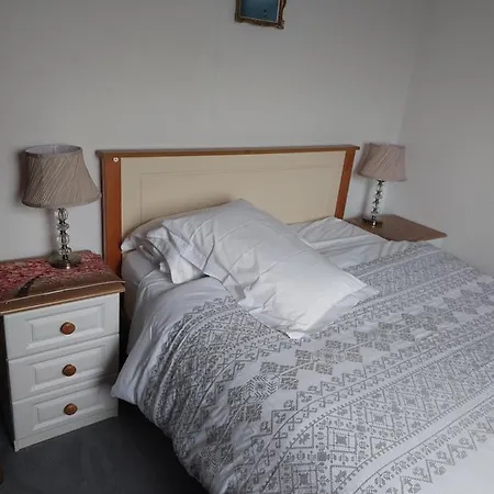 民宿 Hillside Haven 2 *